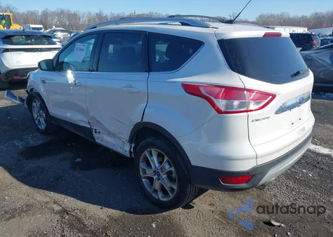 2014 Ford Escape Titanium z USA, uszkodzony, nr VIN 1FMCU9J98EUC15348
